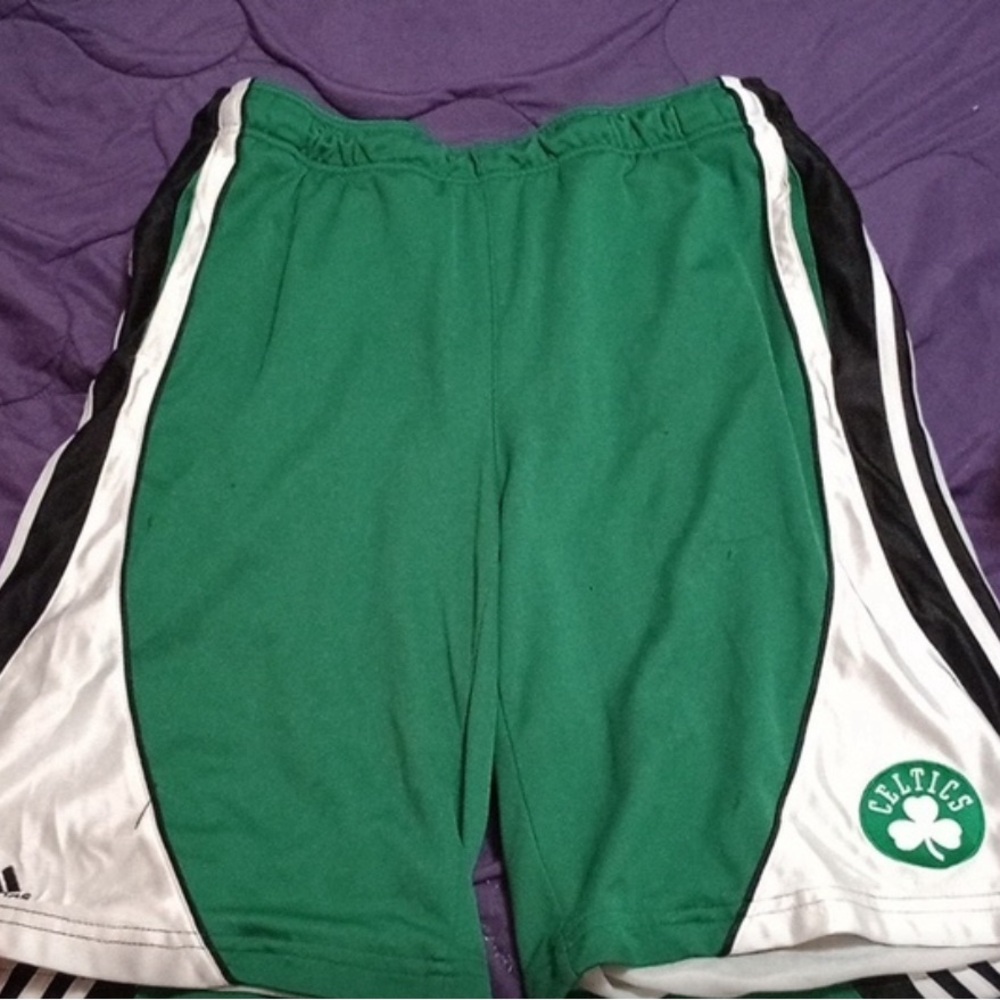 Celtics authentic basketball men’s Adidas shorts